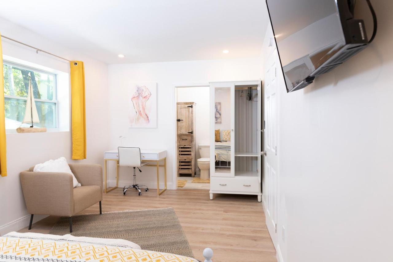 מיאמי Beautiful Casita With King Bed And Private Patio Close To Calle 8, Mia Airport, Coral Gables מראה חיצוני תמונה